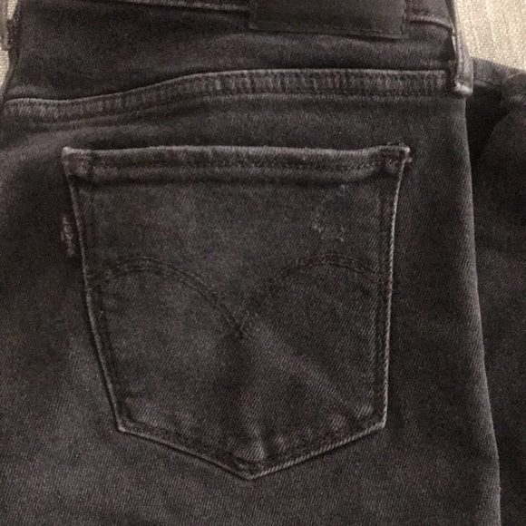 Levis 711 Ripped Knees Skinny Jeans - Picture 7 of 8